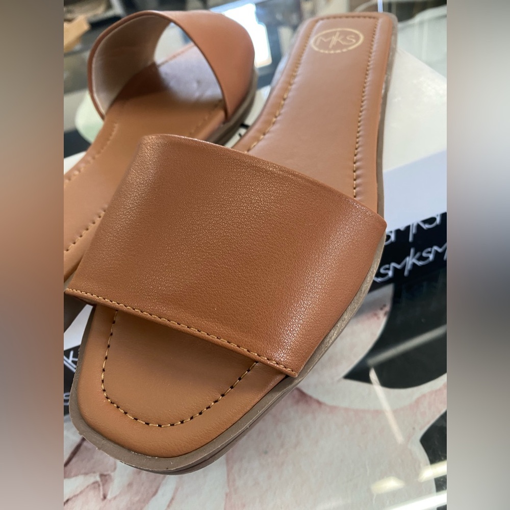 Macarena Tan Sandal